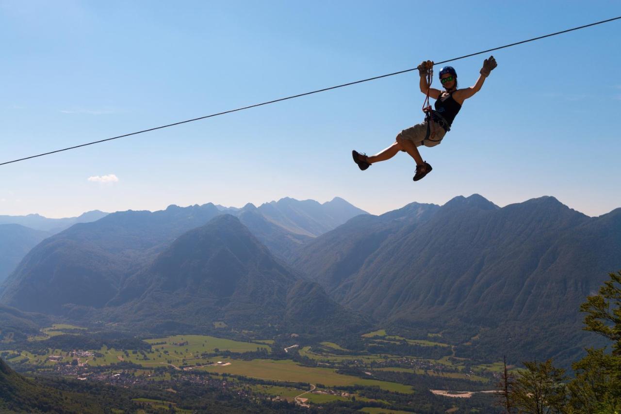 Hostel Soca Rocks Bovec Exterior foto