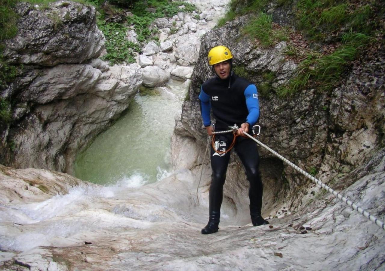 Hostel Soca Rocks Bovec Exterior foto