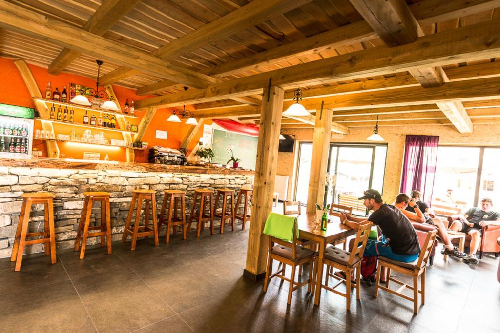 Hostel Soca Rocks Bovec Exterior foto